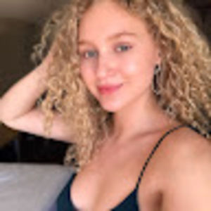 Meet your Posher, Marissa